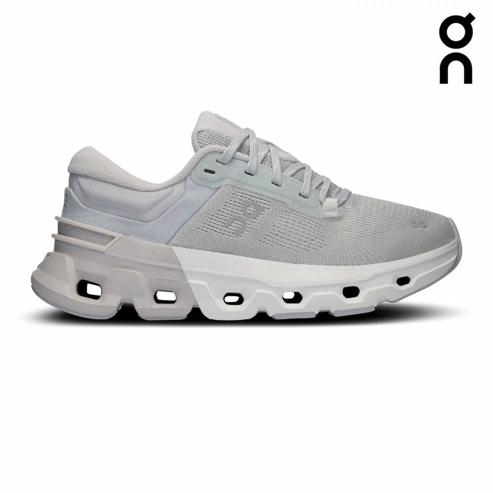 NEW ON RUNNING women's cloudflyer 5 sneaker in glacier /wolf